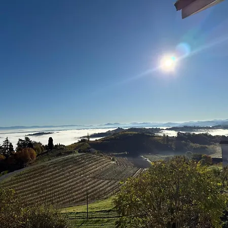 Апартаменты Barbera Castel Rocchero